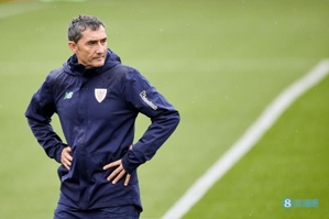 Dẫn dắt đội vào top 4! Valverde đã huấn luyện 510 trận ở La Liga, là huấn luyện viên có nhiều trận đấu nhất trong thế kỷ này.