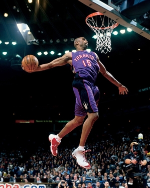 Dòng tweet chính thức của Raptors: Xin chúc mừng Vince Carter vì đã được chọn vào lớp Danh vọng Bóng rổ Tưởng niệm Naismith năm 2024.