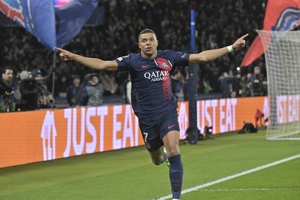 cột mốc quan trọng! Mbappé chơi 300 trận chính thức cho Paris và ghi tổng cộng 346 bàn thắng